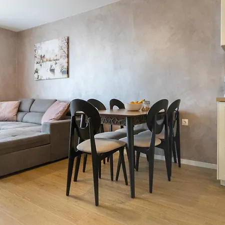 Apartment Level 5 By Rv - Sea View & Free Parking